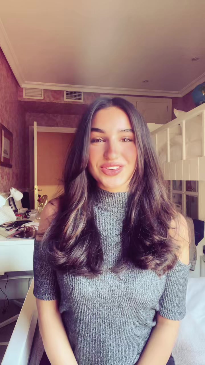 @maría