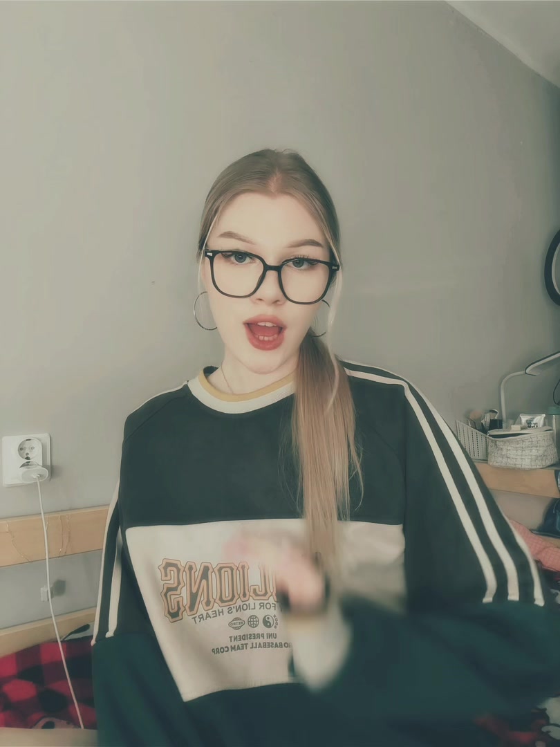 @я Вероника а ты нет