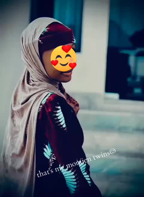 @ayeesh hennah and make up 💄