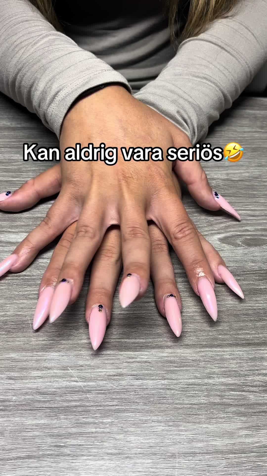 @Fröken