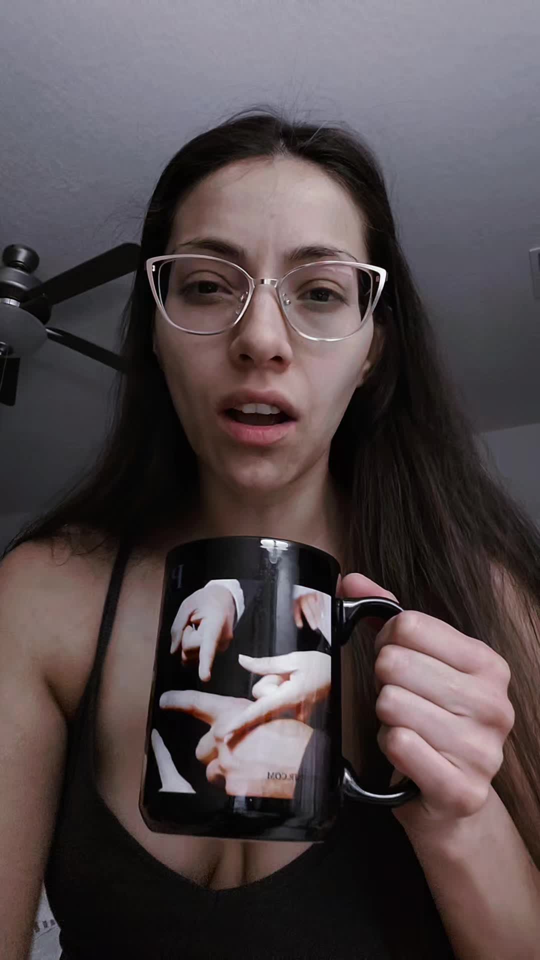 @Feliz