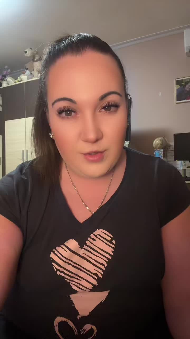 @Anii_🤗❤️