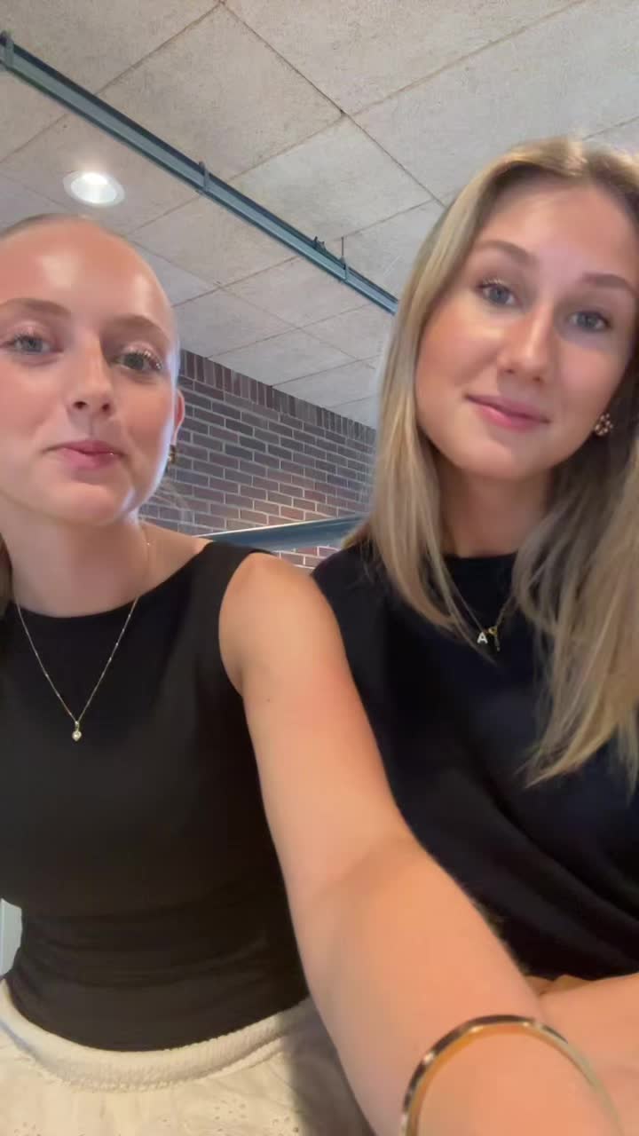 @Siri💋🥂🥂