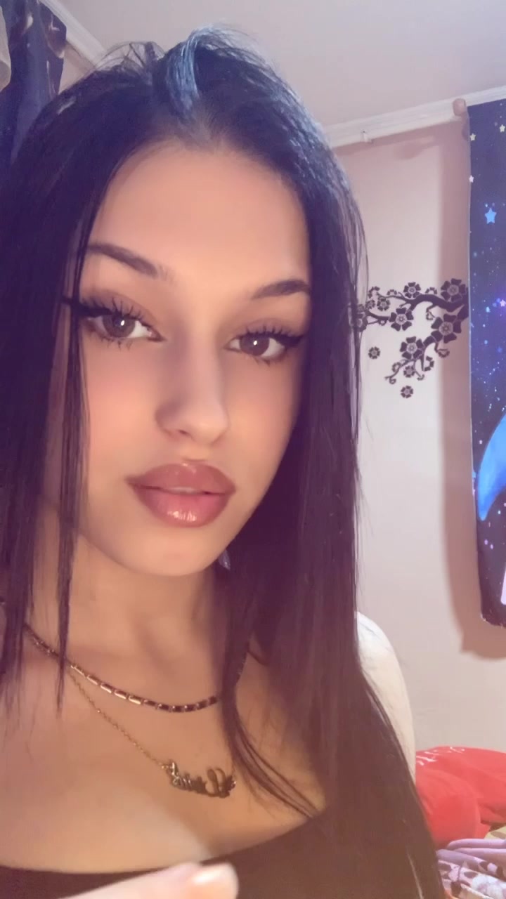 @꧁💋༒•Lïvîã•༒💋꧂