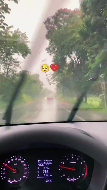@𝗔𝘀𝗵_𝗞𝗵𝗮𝗻🇬🇧