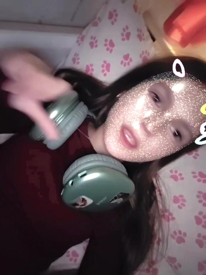 @Сонькаа🤘🏻