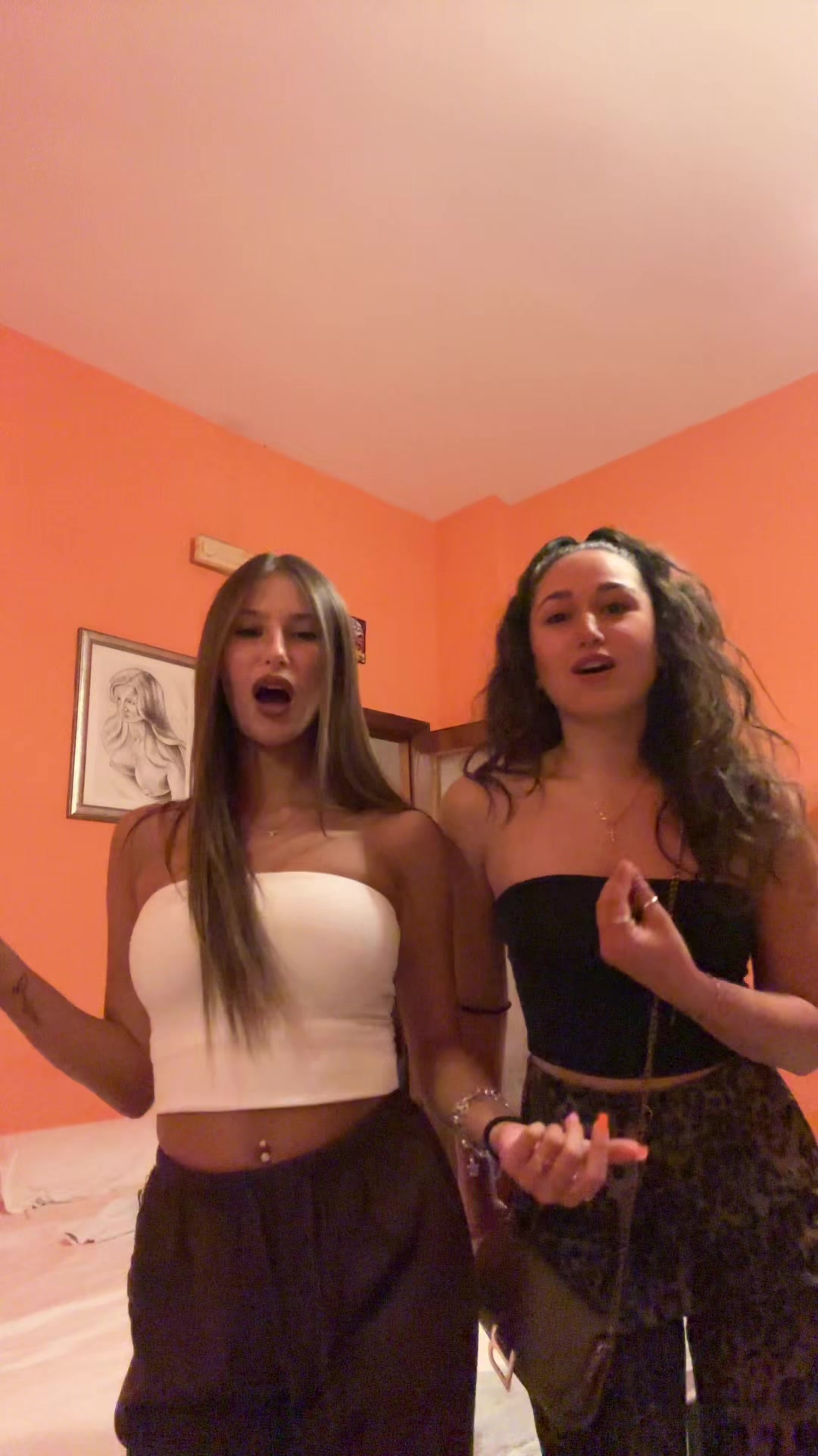 @AV