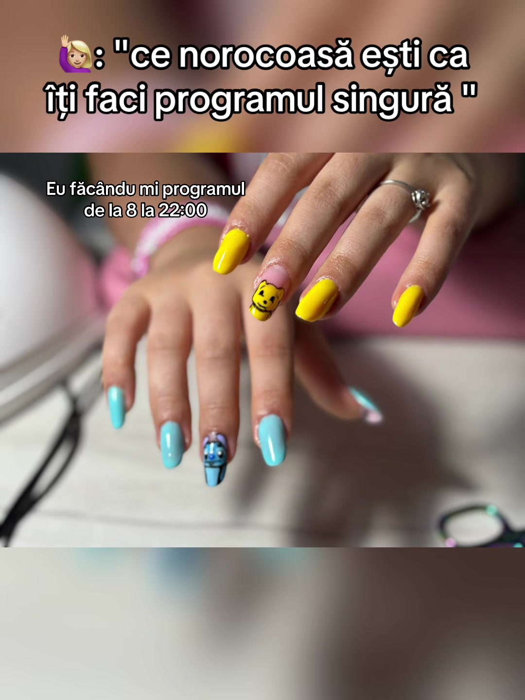 @Roxi