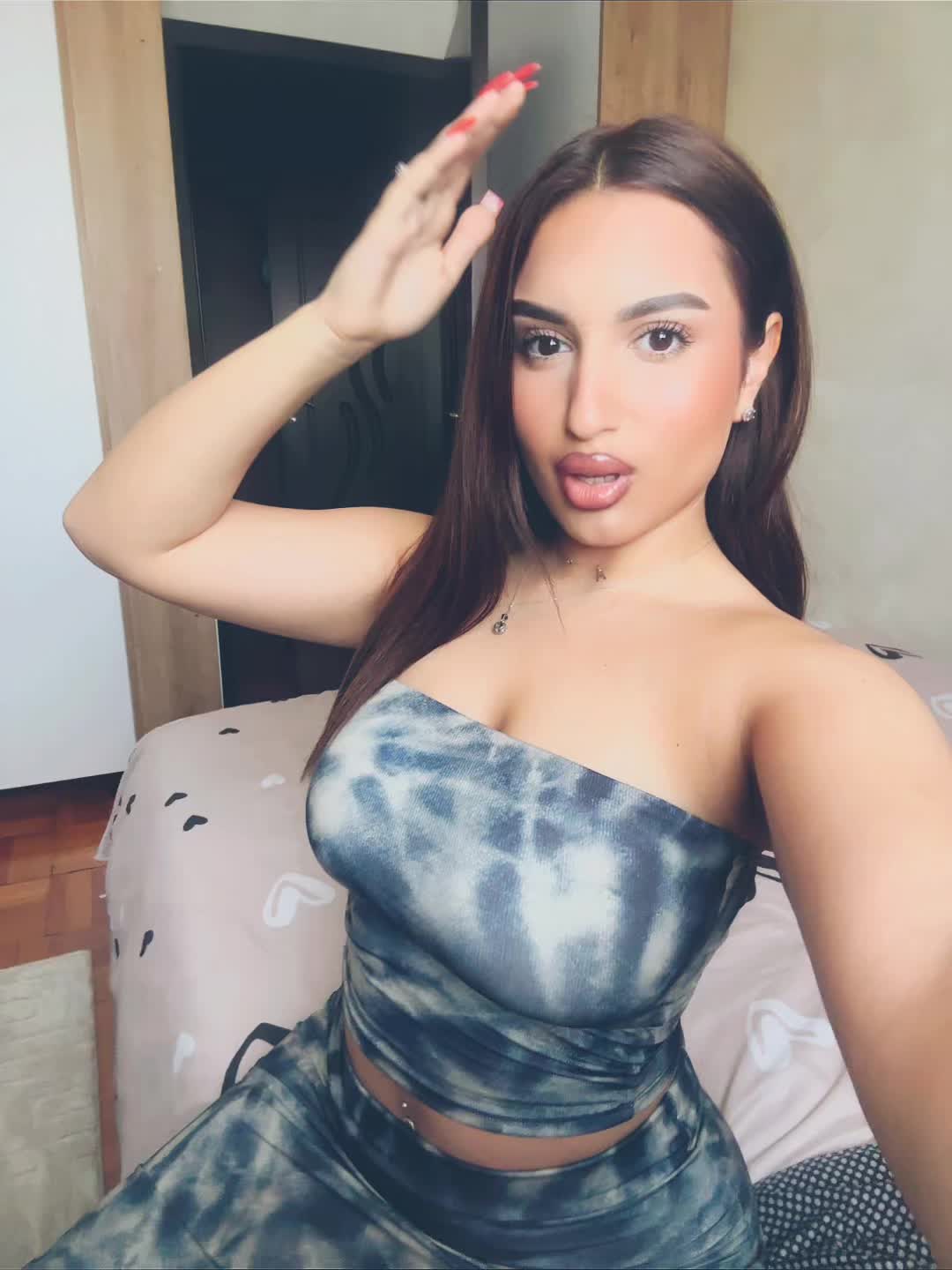@𝓐𝓷𝓭𝓻𝓮𝓮𝓪
