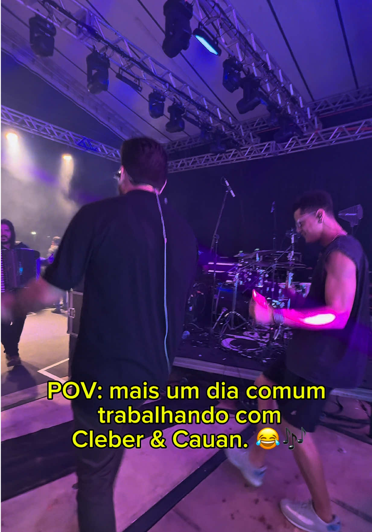 @Cleber & Cauan