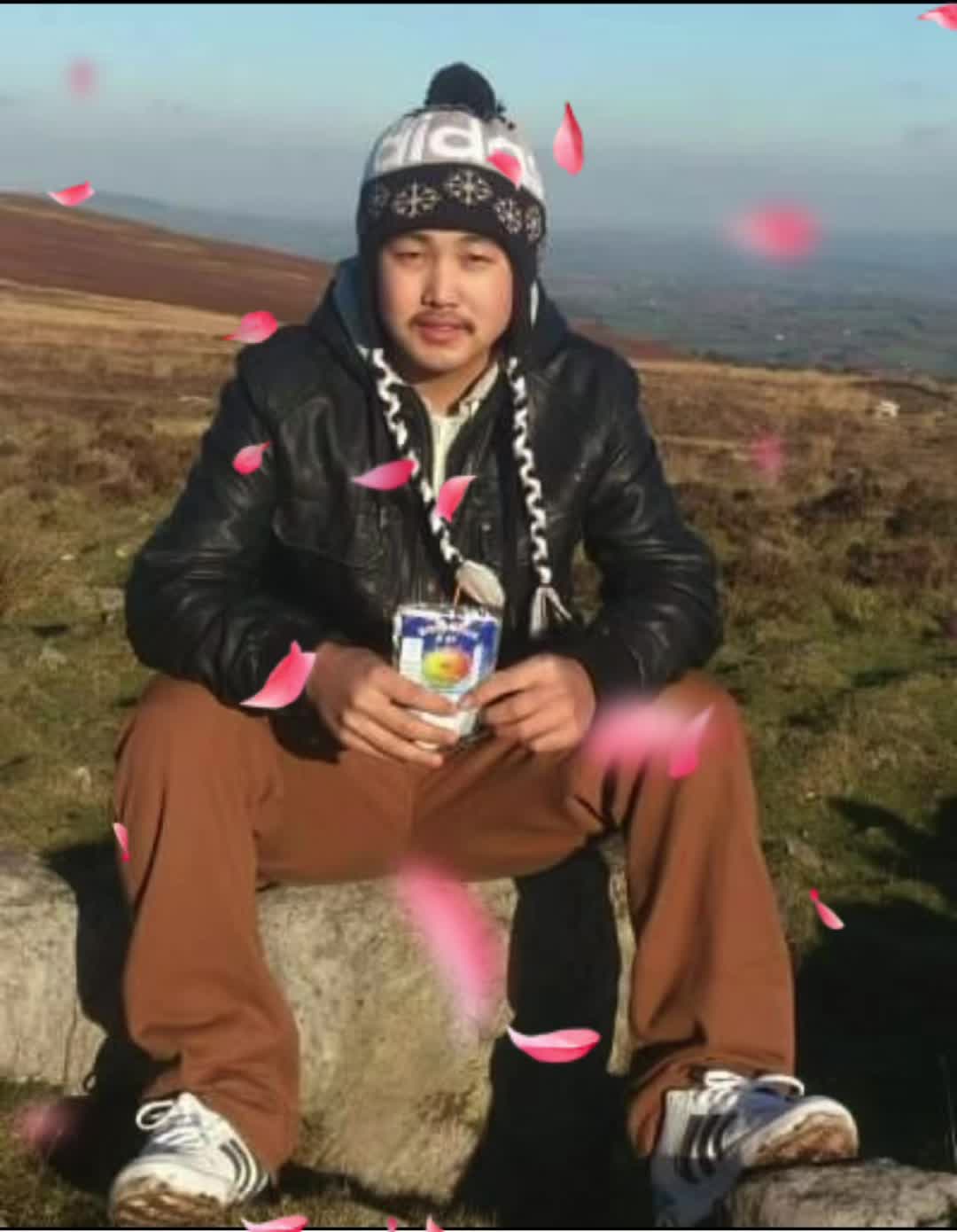 @Jhitesh Limbu