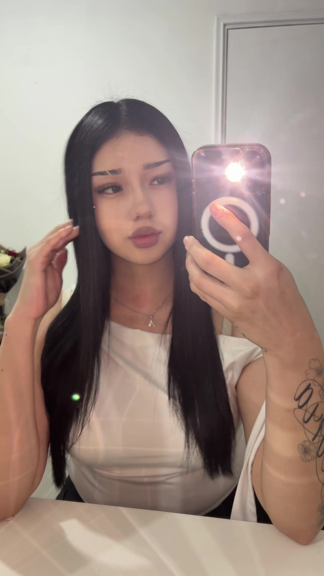 @️