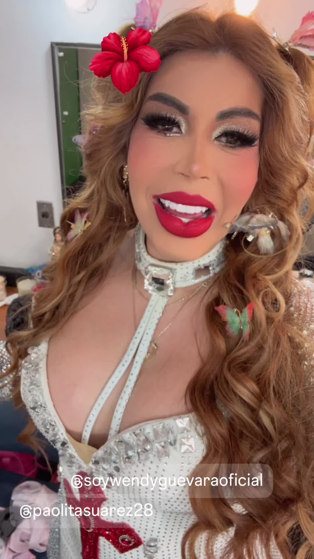 @VANESSA LABIOS 4K