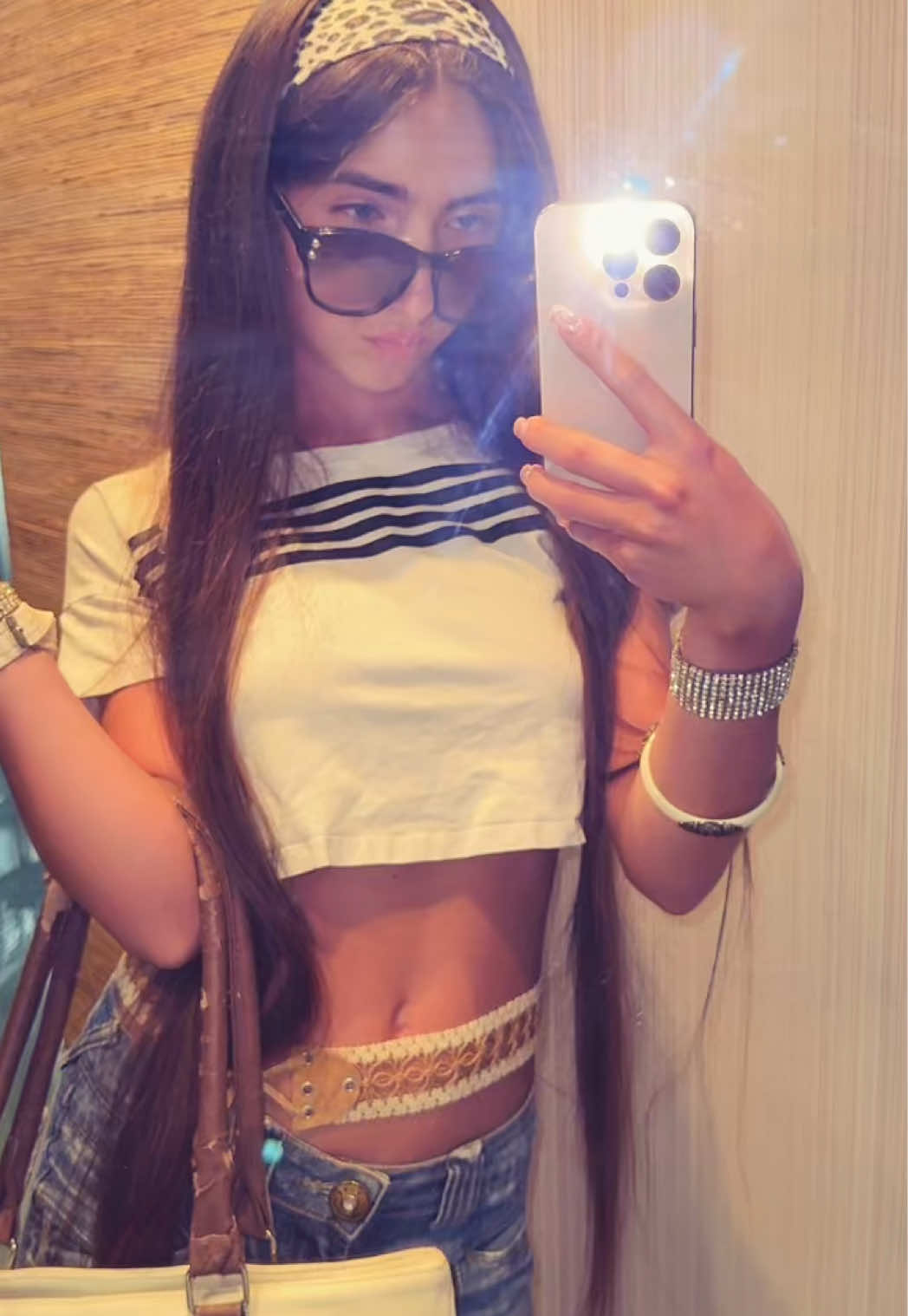 @arishacook