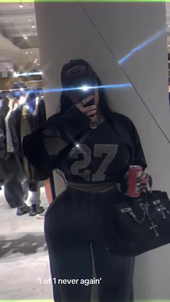 @Sxmonne