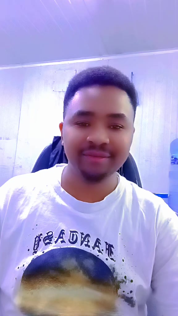 @DMNJunior974