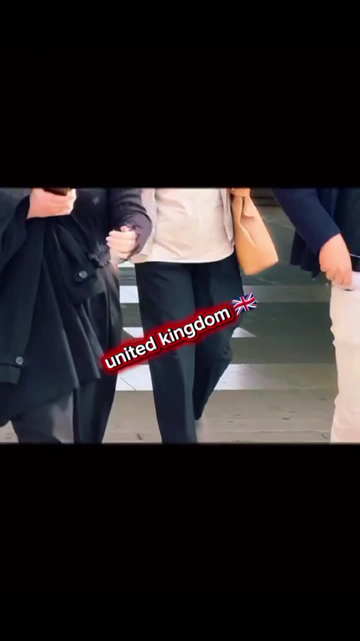 @uk girls