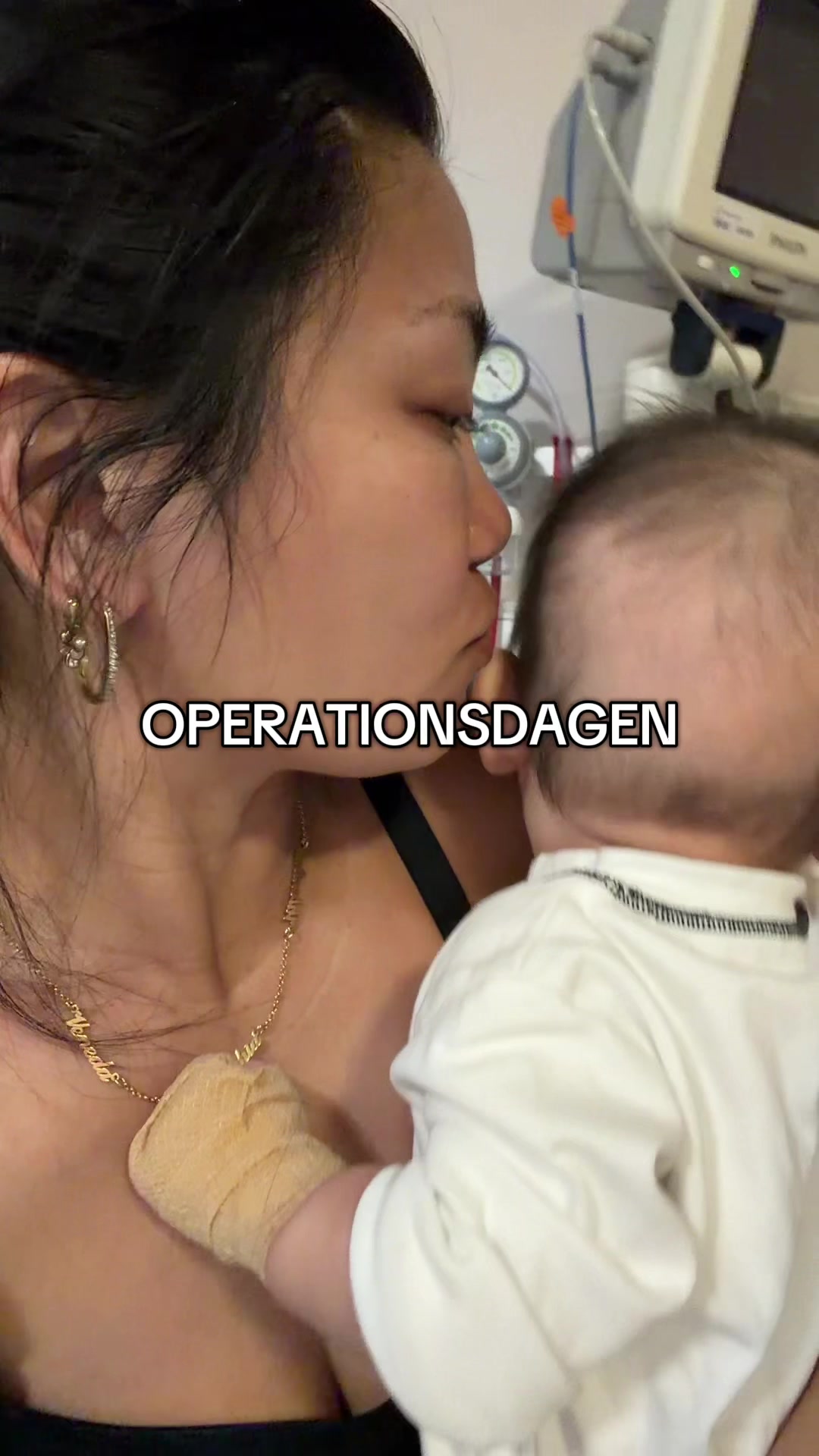 @ANNA I MOMPRENUER W/ TWINS +1