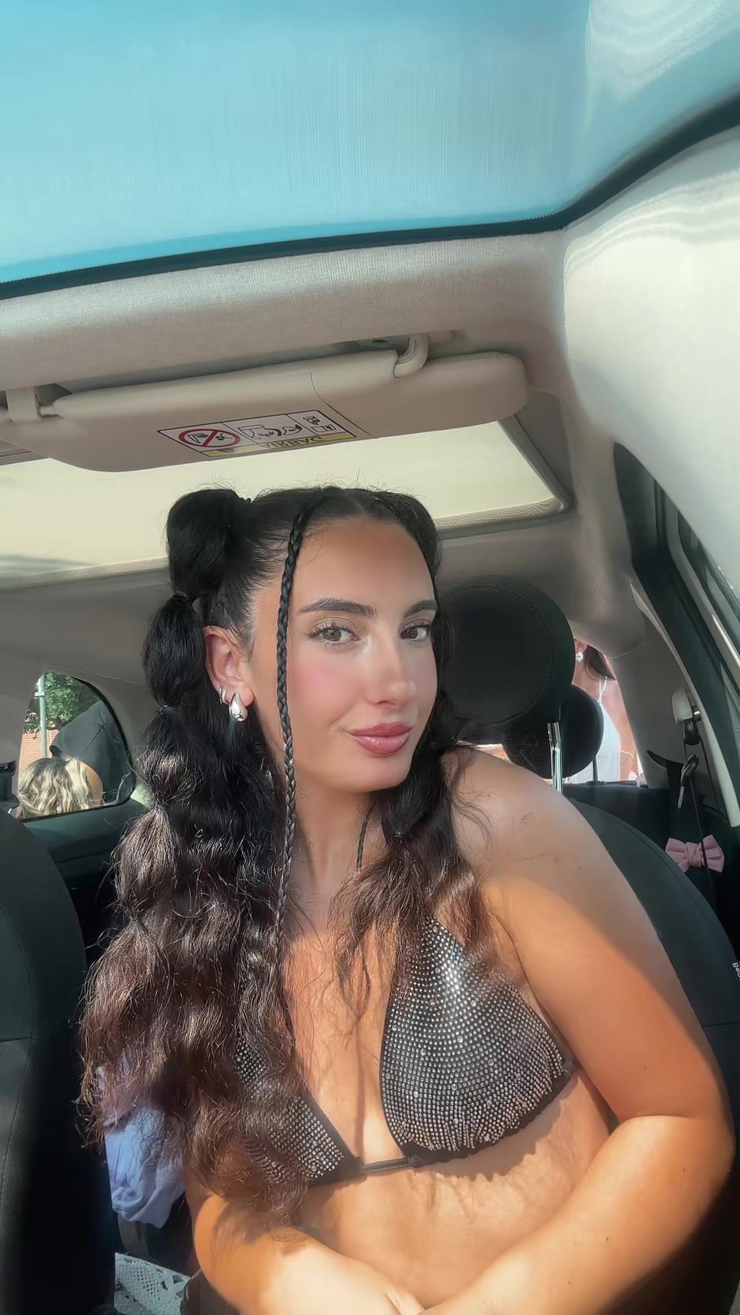 @𝙎𝙖𝙧𝙖🧸