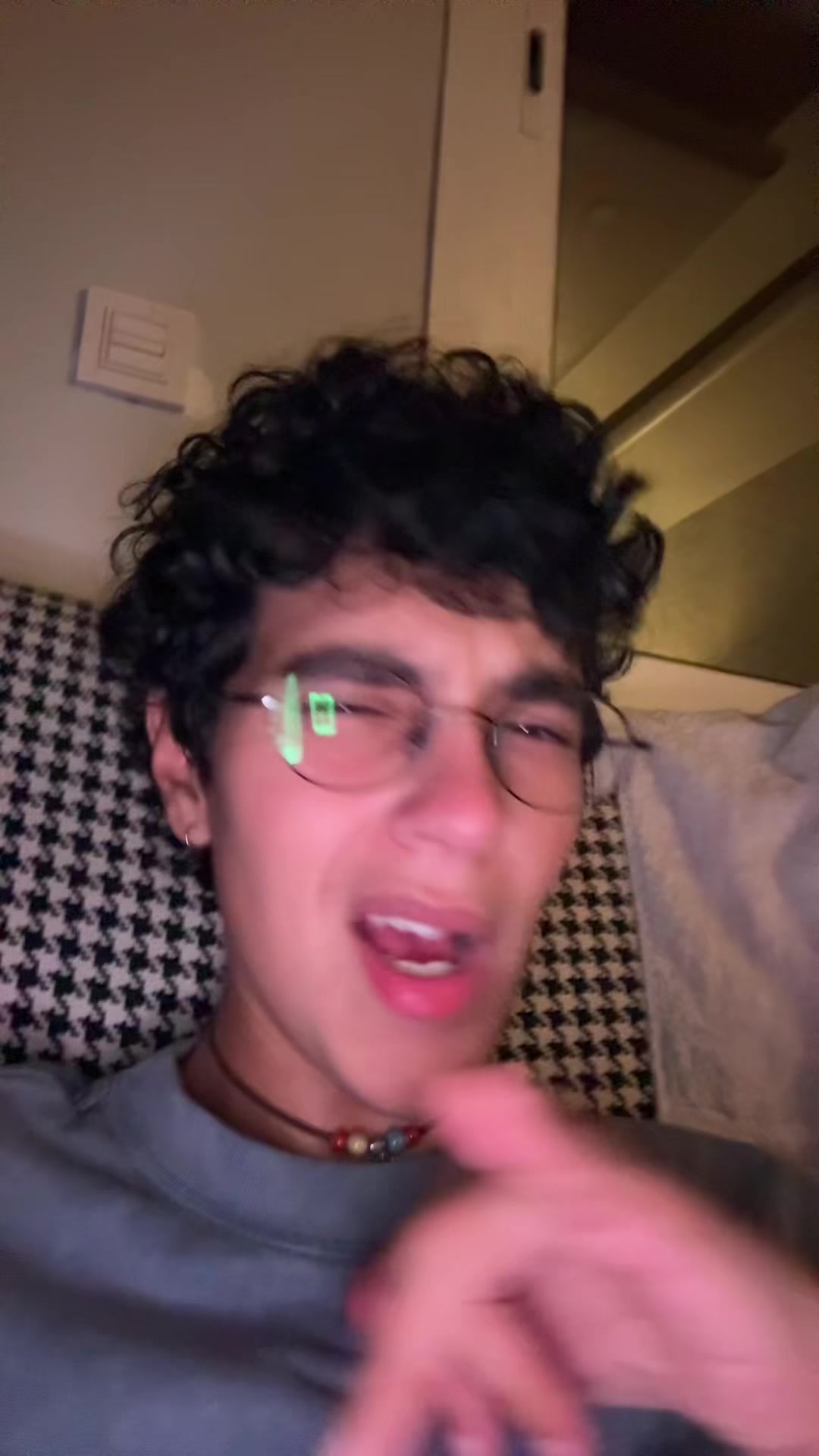 @dUL