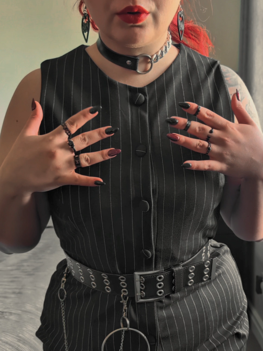 @demonicadom
