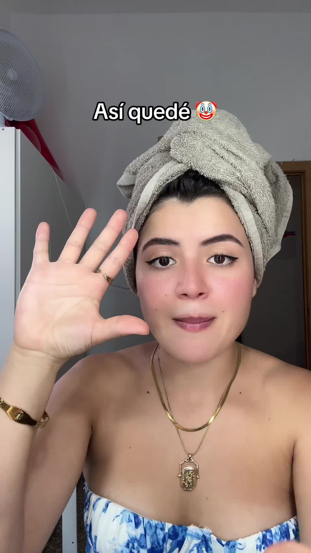 @Angie España
