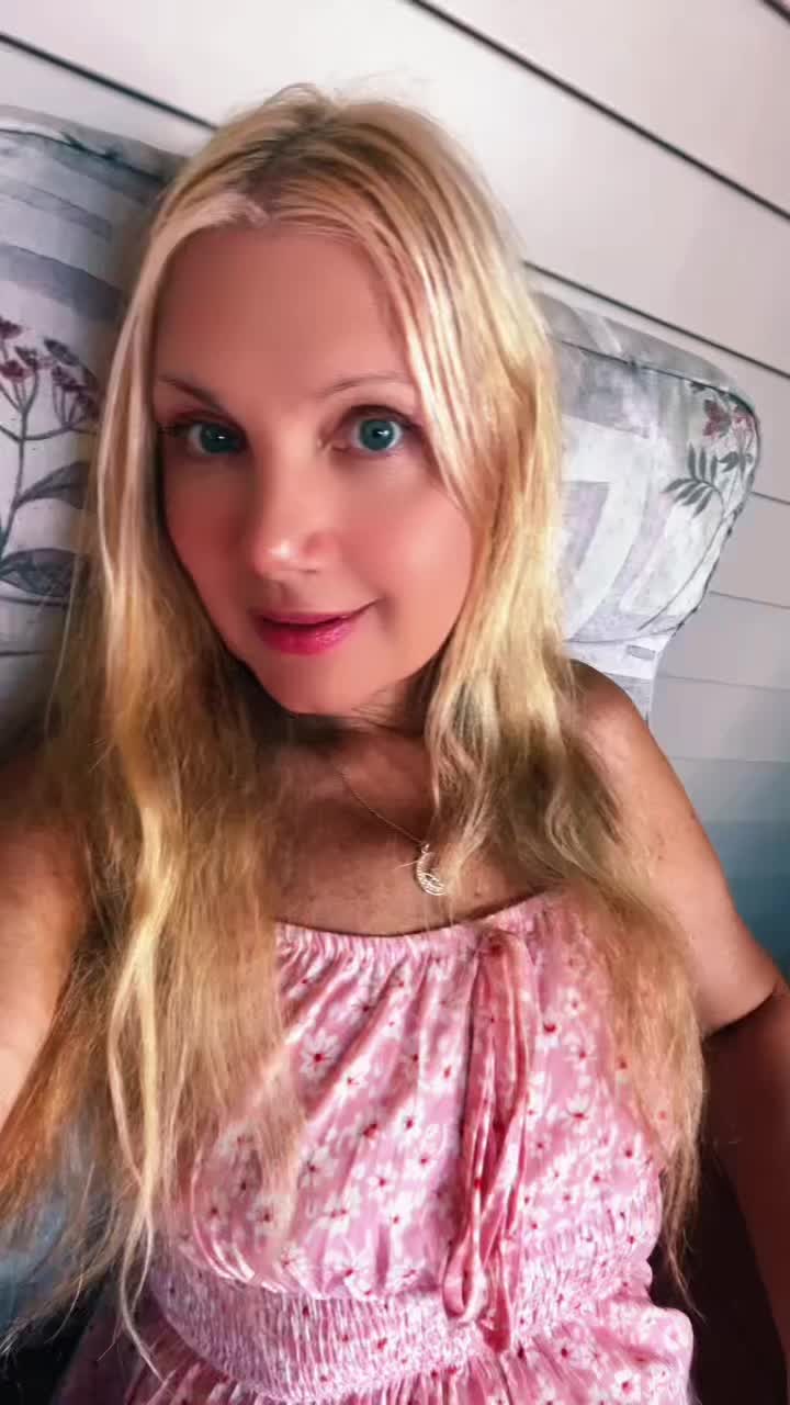 @Lori (Pixie) 🧚&zwj;♀️