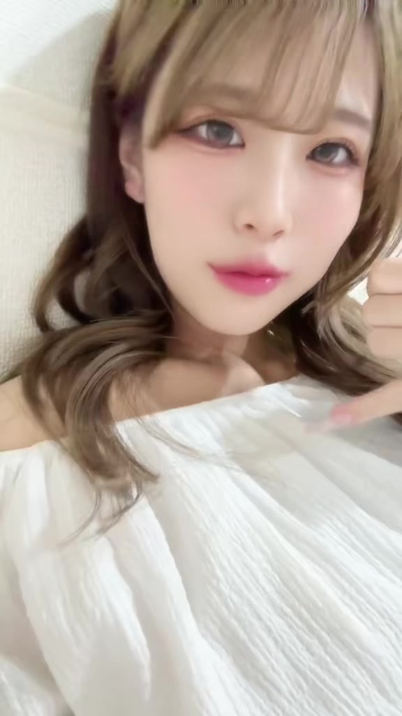 @なぎ