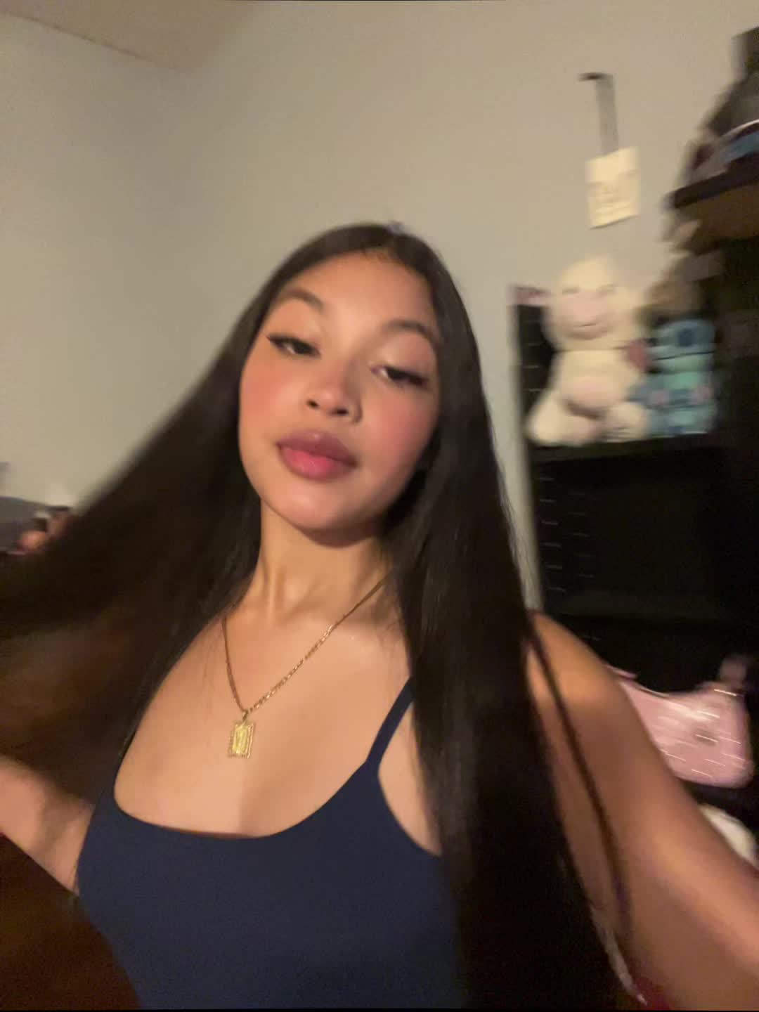 @Camila🦋