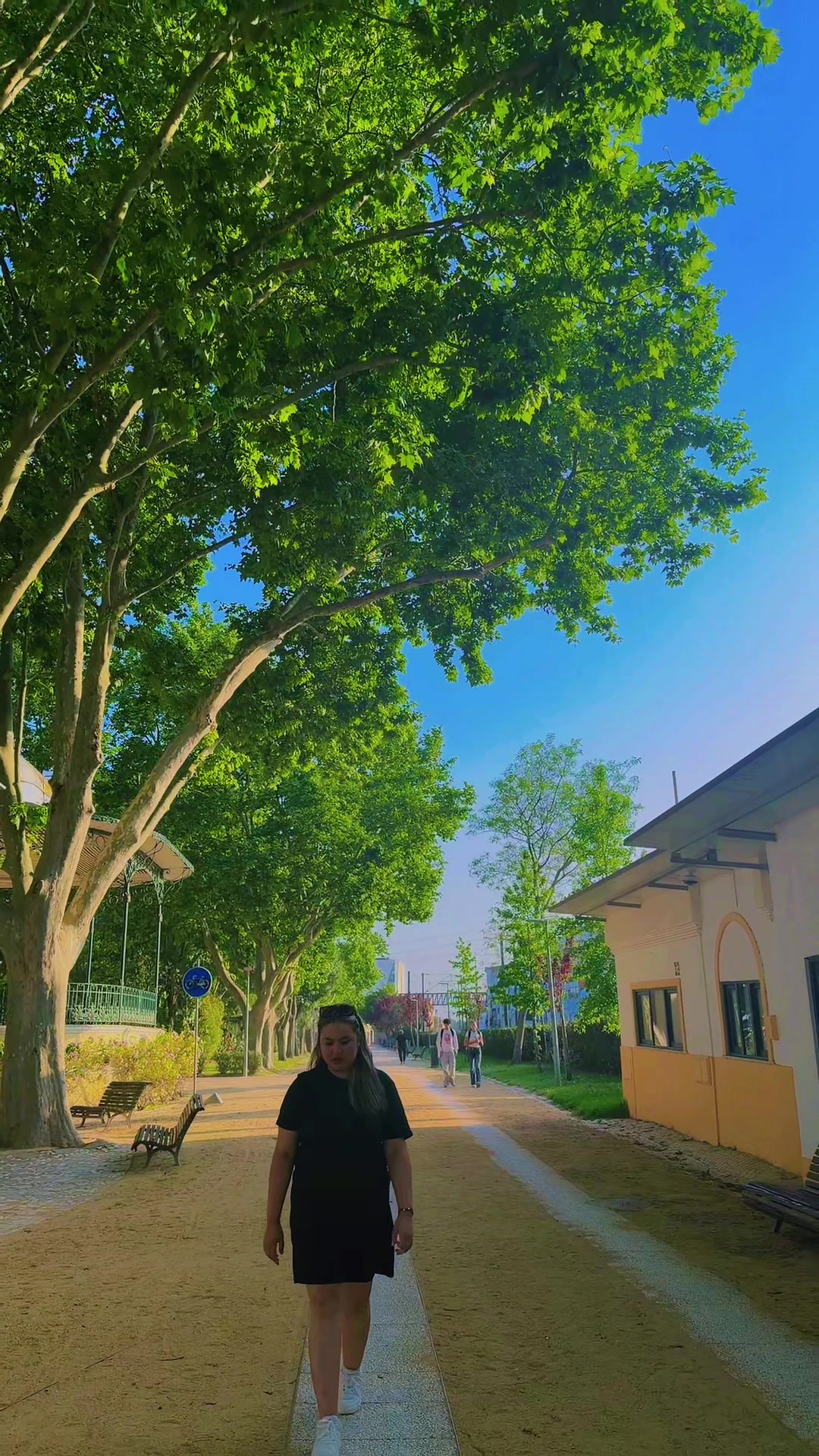 @प्रभा 🧿🦋