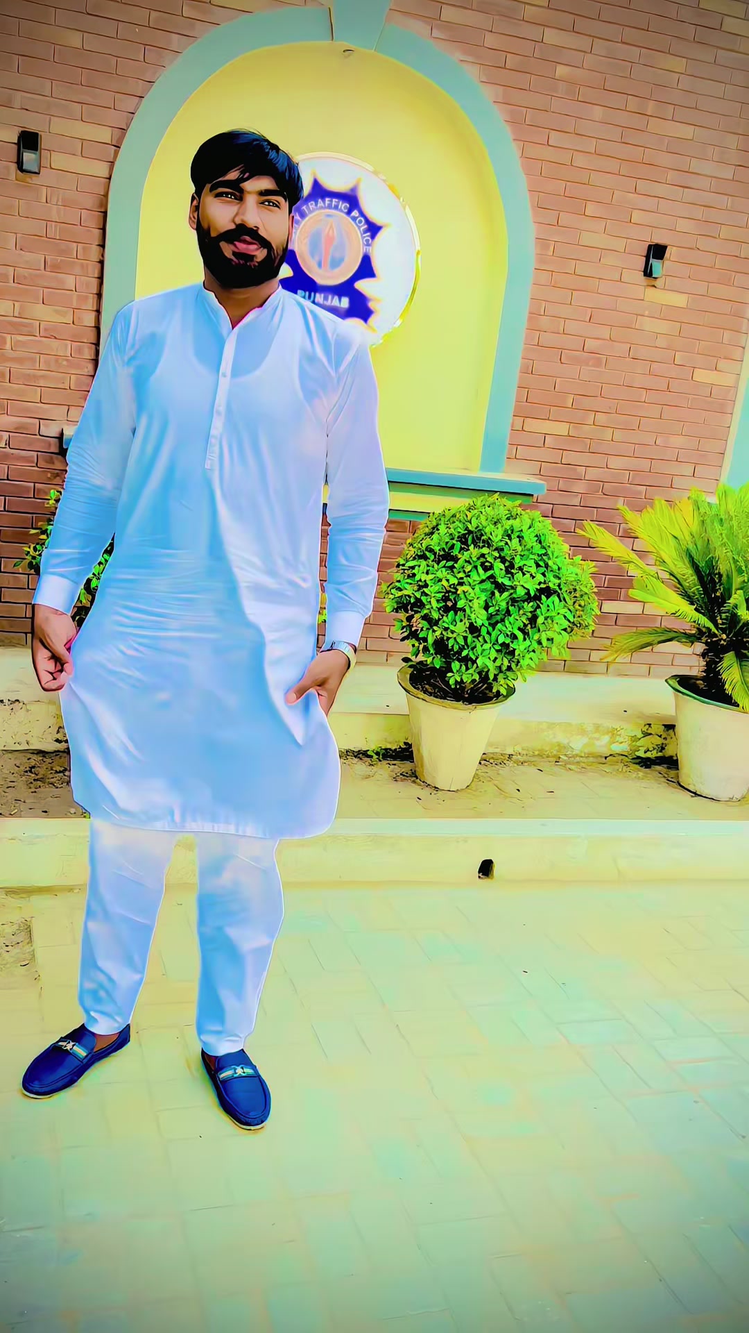 @Badar Wattoo
