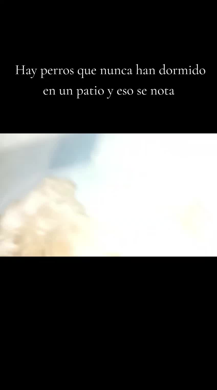 @Una cale&ntilde;a en Espa&ntilde;a.🇨🇴