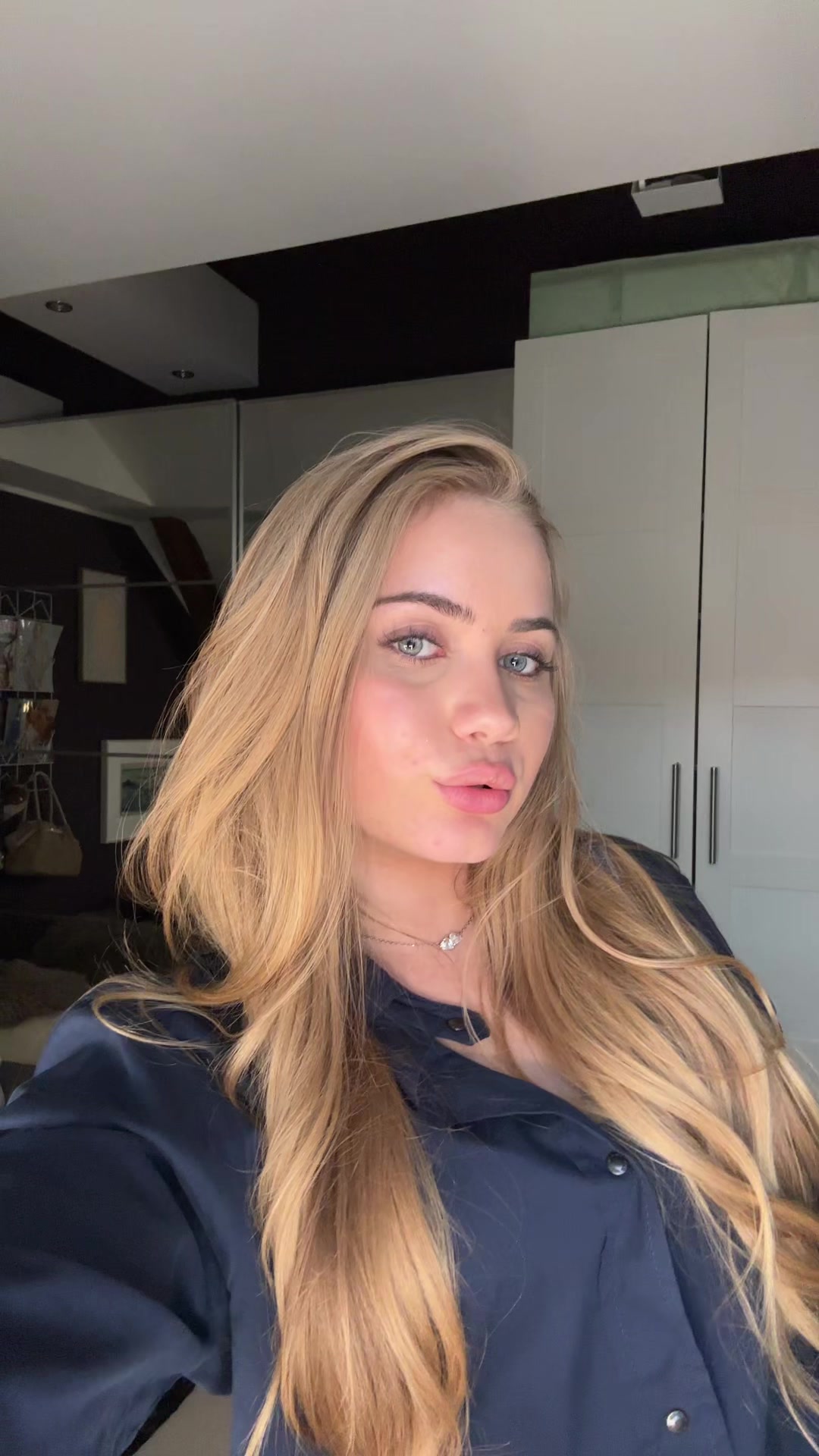@𝓔𝓵𝓵𝓪𝓜𝓪𝔂𝓪