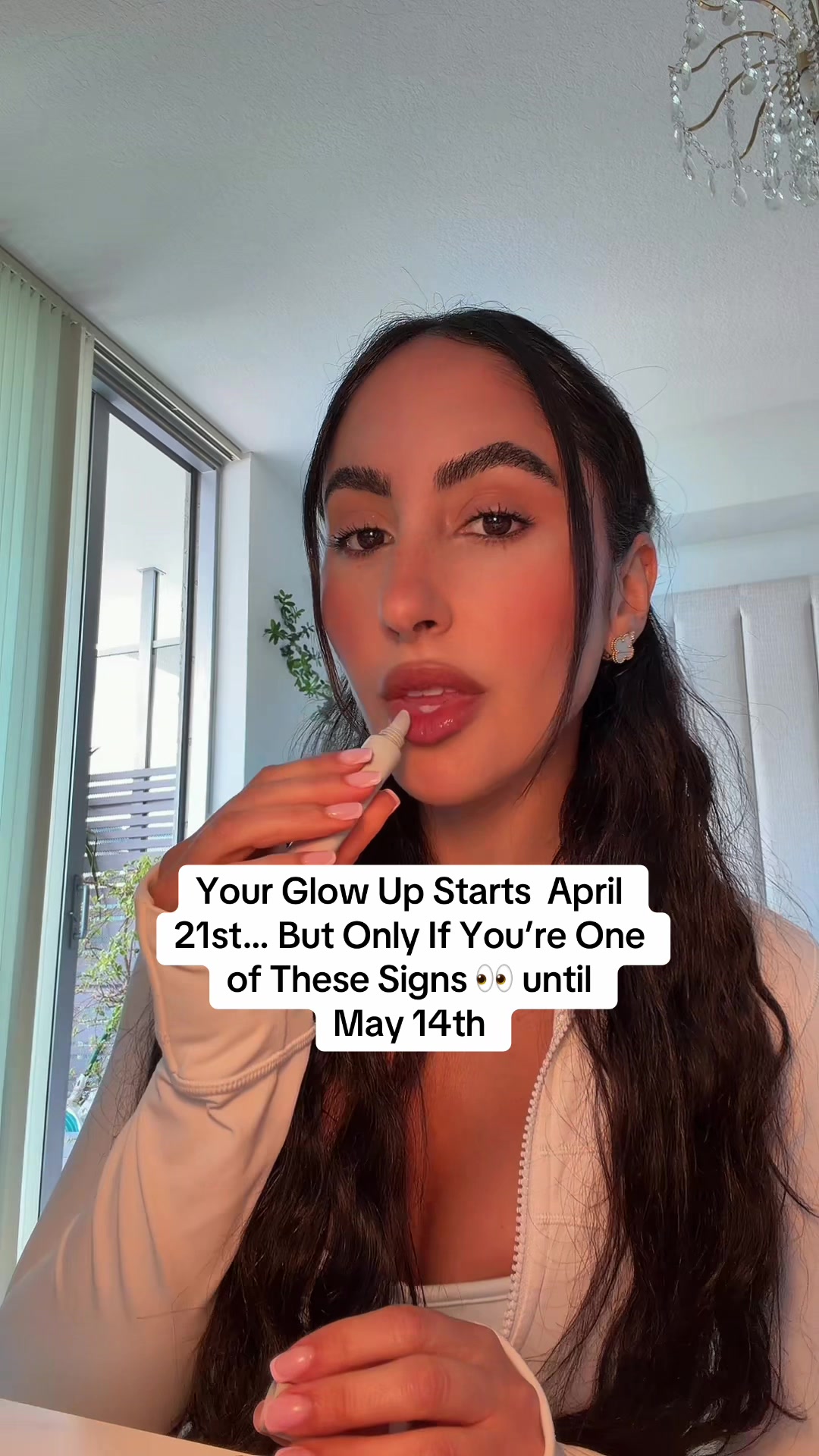 @Camila Regina 🐝