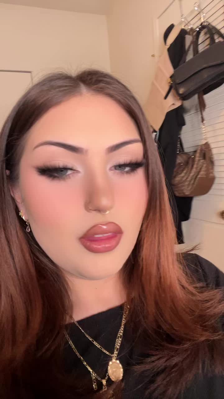 @Karina
