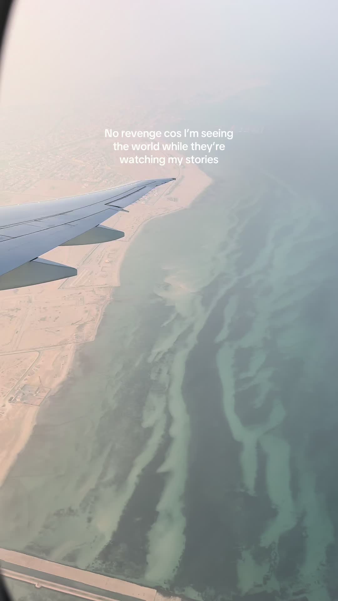 @Laura | Travel Tips & Guides