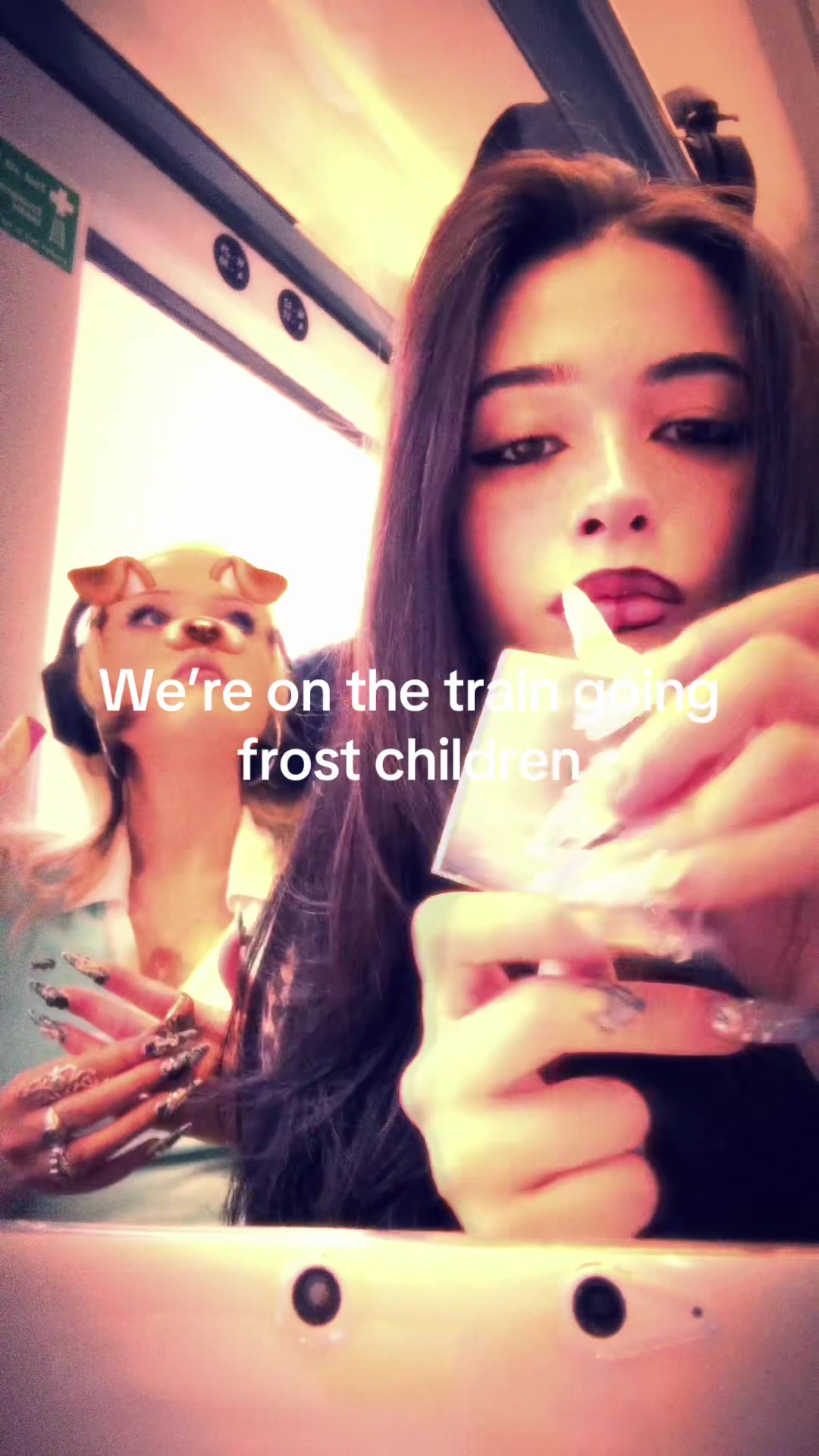 @mya 🪭