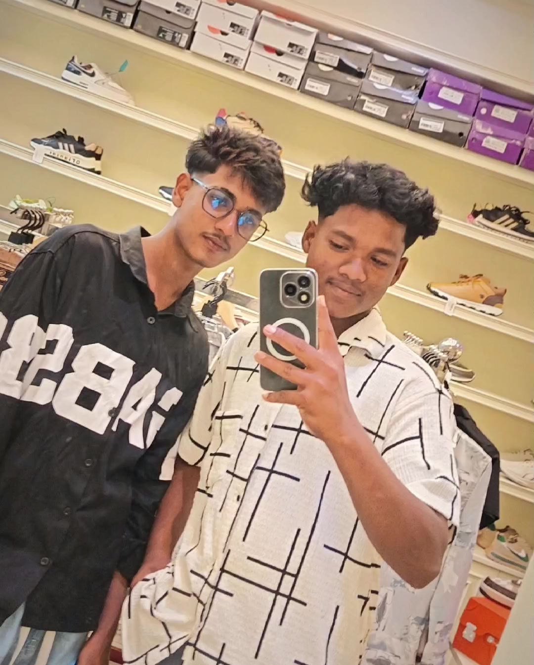 @⚡𝙞𝙩'𝙨 𝙍𝙖𝙠𝙞𝙗🚩