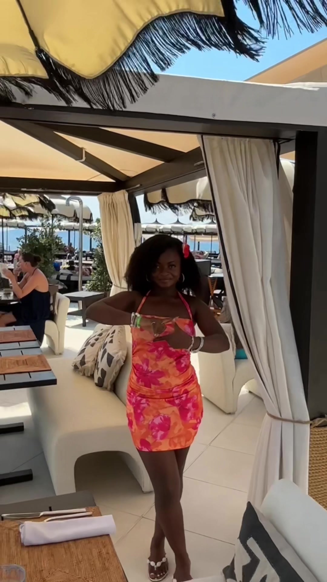 @C Sarah🇨🇲⟭⟬