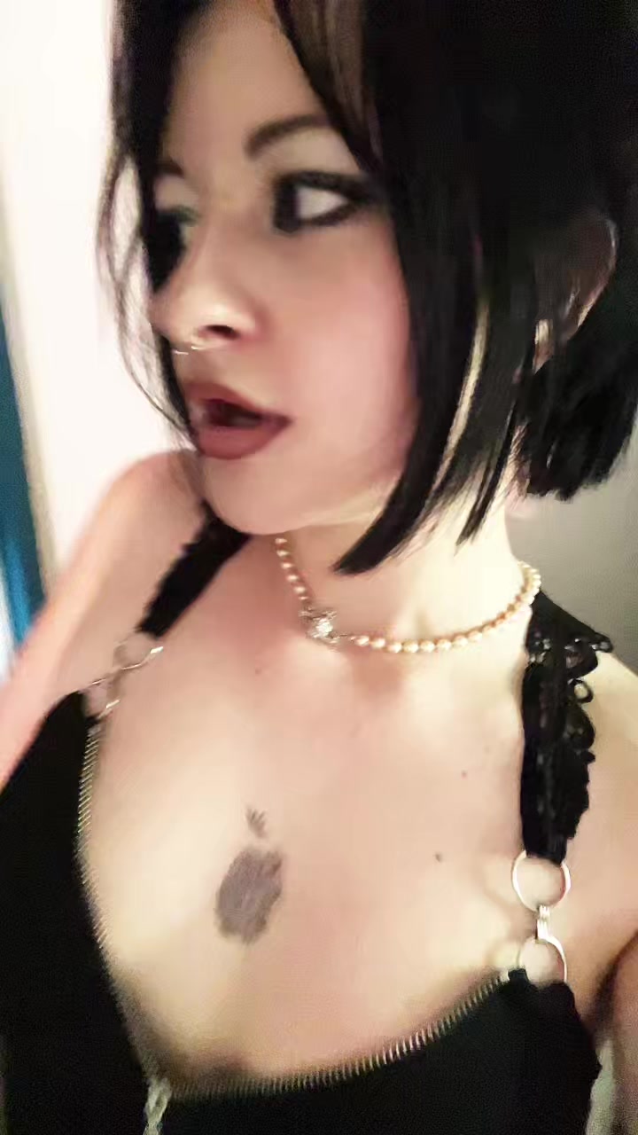 @NⱭNⱭ 🍓🫰🏻