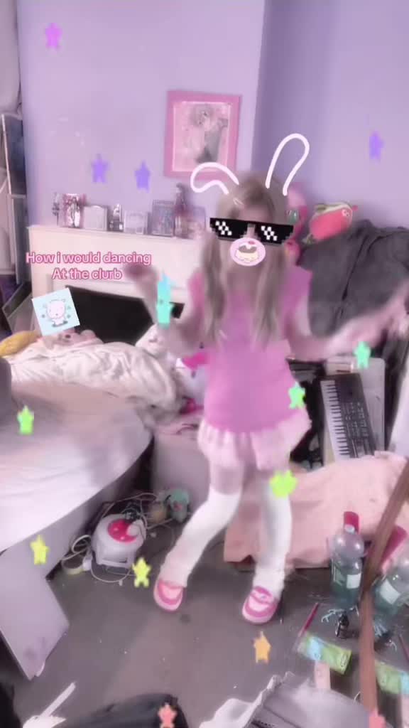 @⋆。‧˚ʚ Anabel_bunnyɞ˚‧。⋆