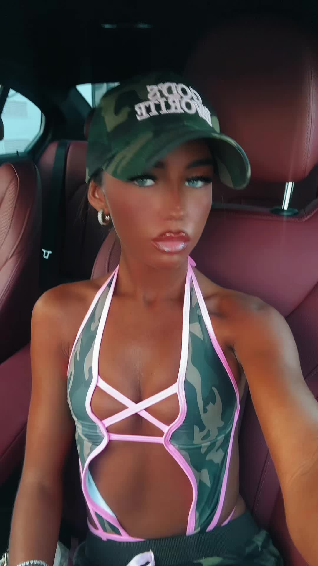 @𝓐𝓷𝓷𝓪𝓵𝓲𝓼𝓮