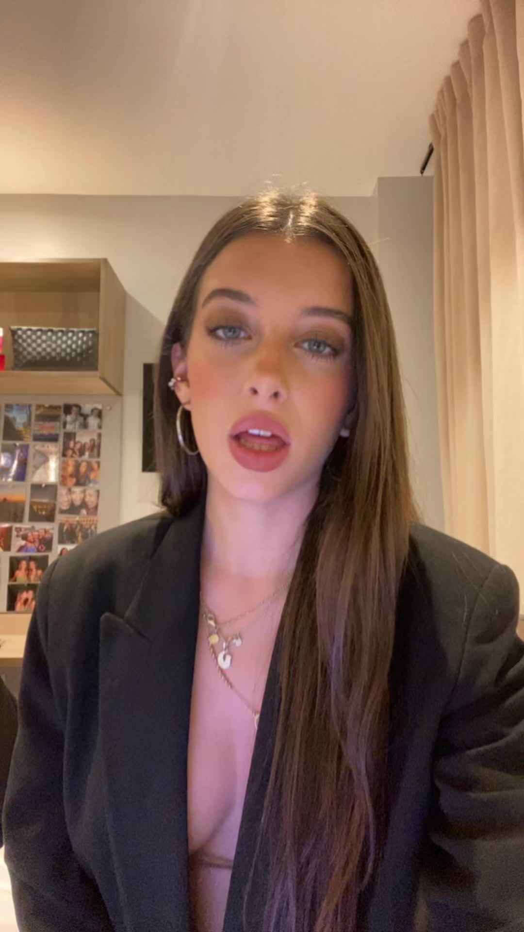 @In&eacute;s