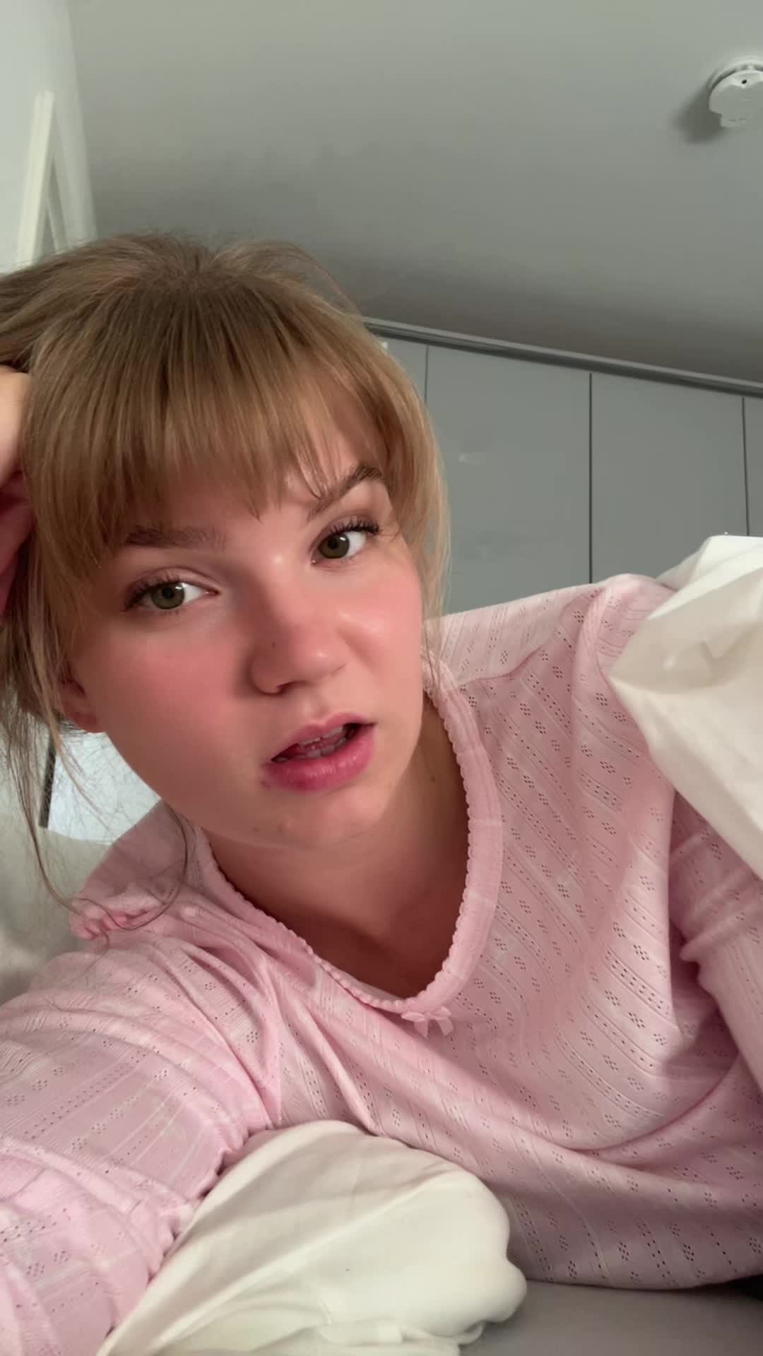 @rosy wolf