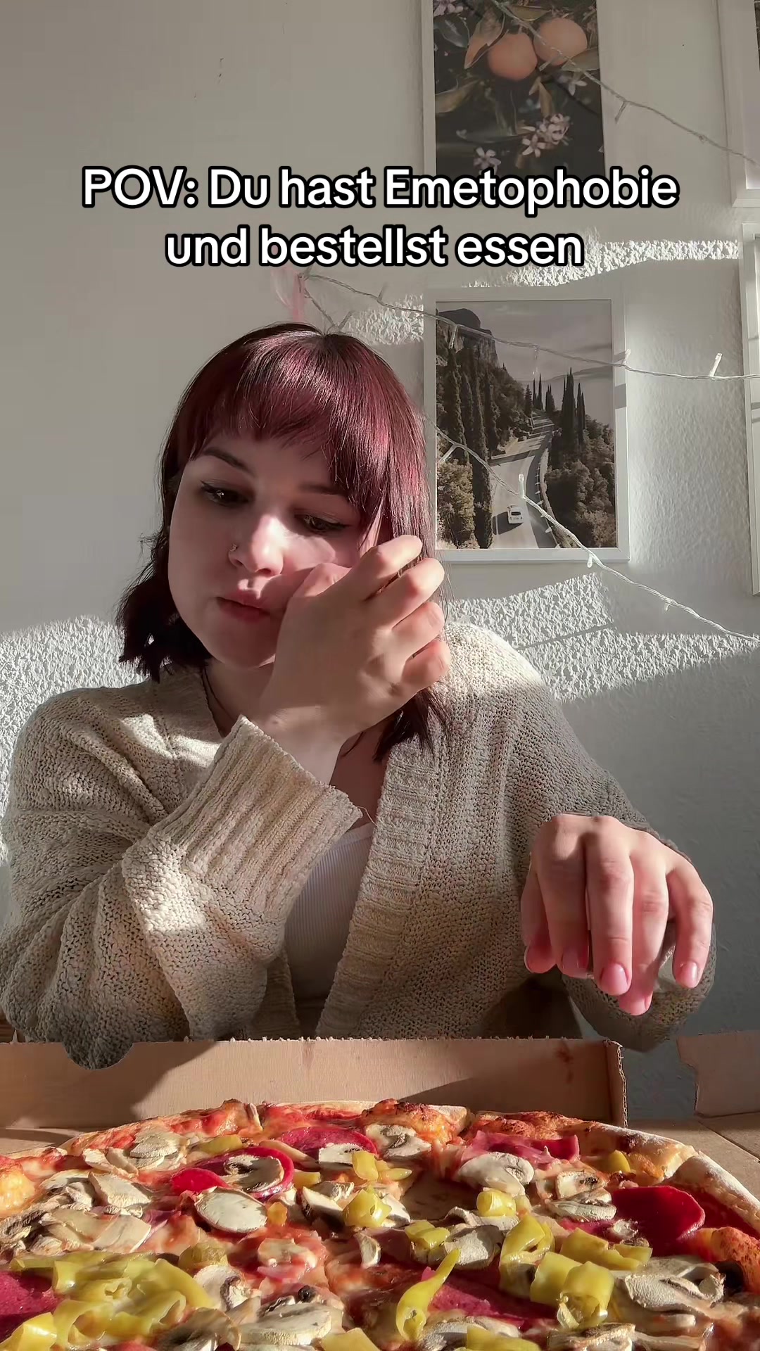 @laurassoberlife
