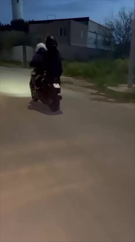 @𝟏𝟕