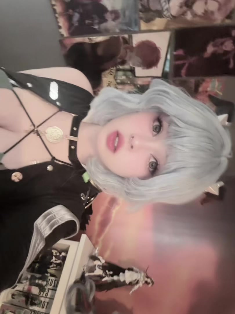@Ami 𝜗ৎ