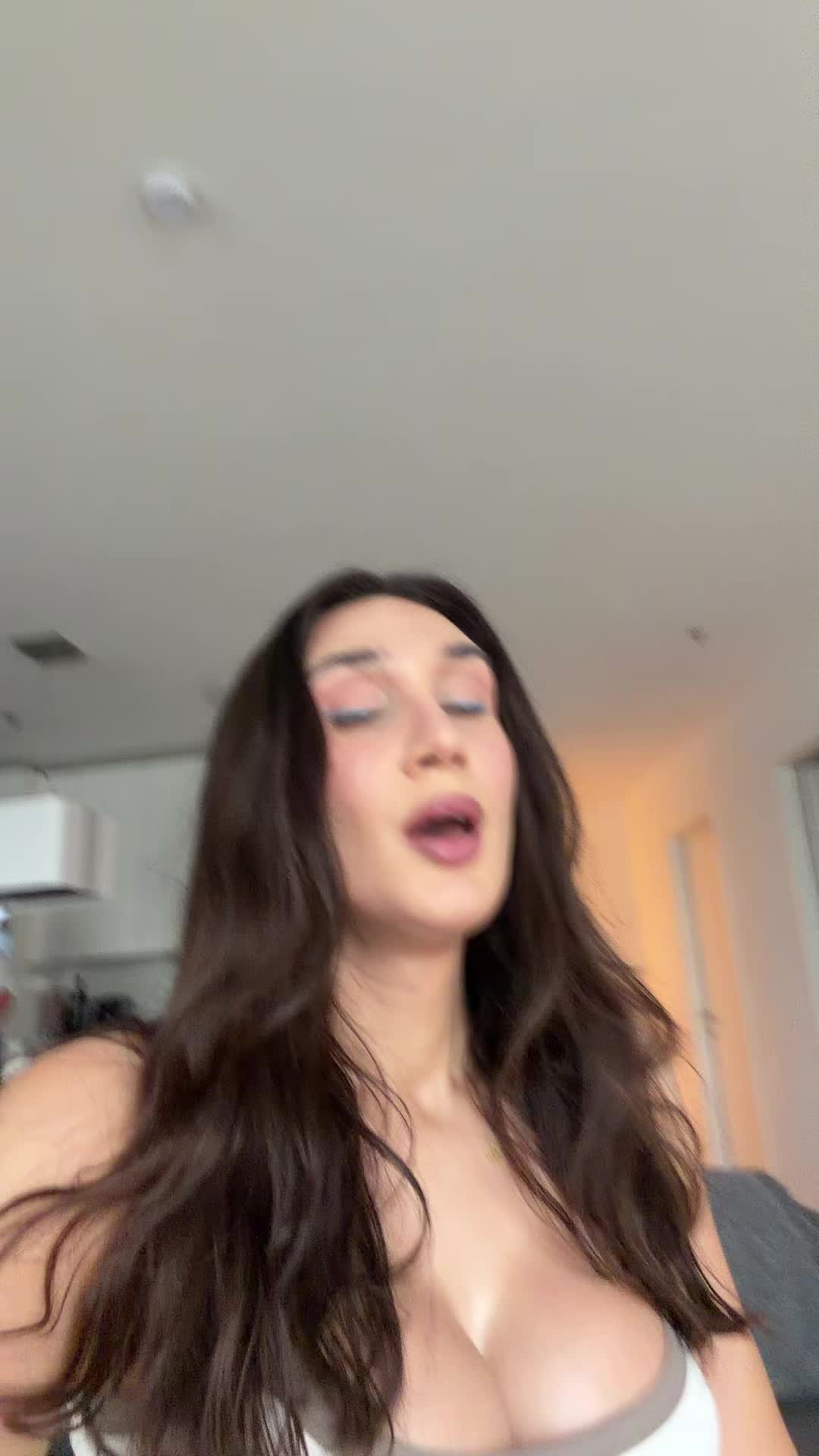 @Celia Shia