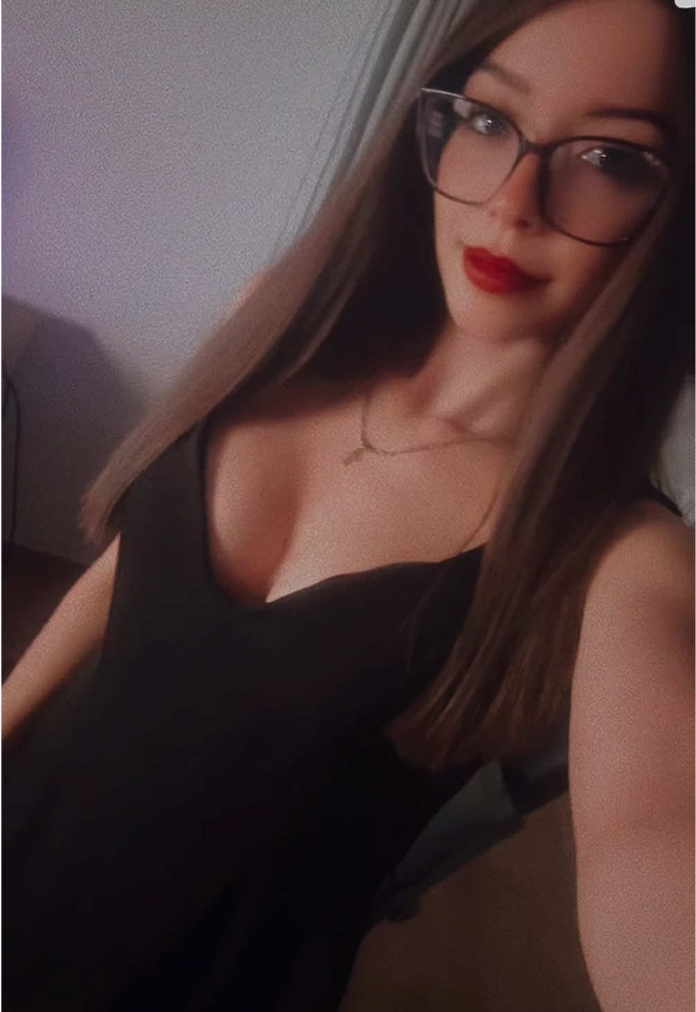 @AssyaGrs | Twitch