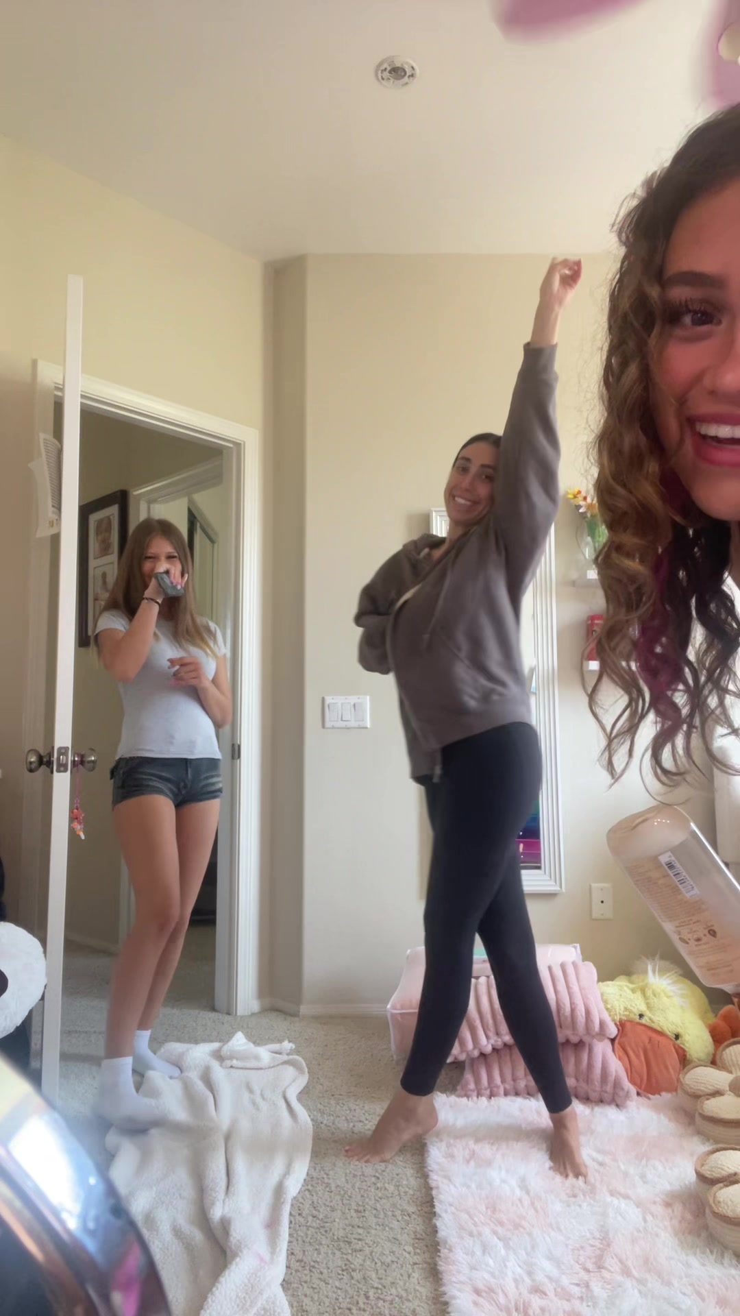 @Melana Rae